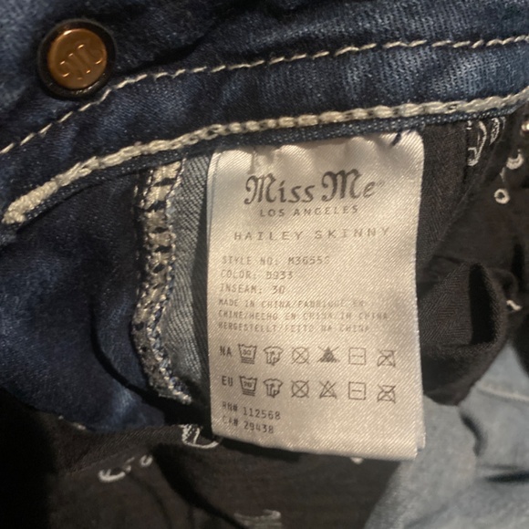 BEAUTIFUL EMBELLISHED MISS ME JEANS “HAILEY SKINNY” 26x30 - Picture 5 of 6